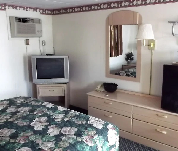 DuBois Manor Motel Gallery
