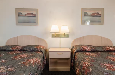 Book Luxury Rooms in DuBois, PA